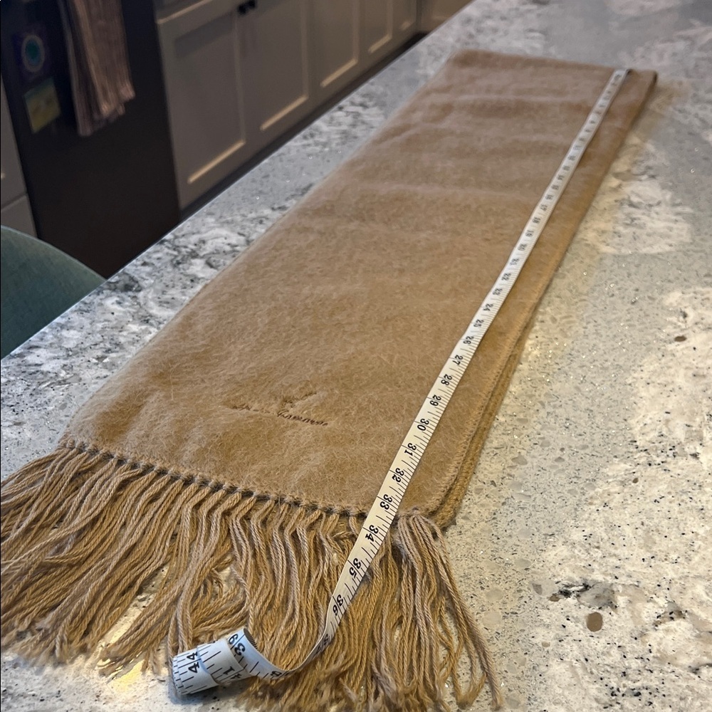 Alpaca Camargo Tan Scarf with Fringe - Picture 2 of 4